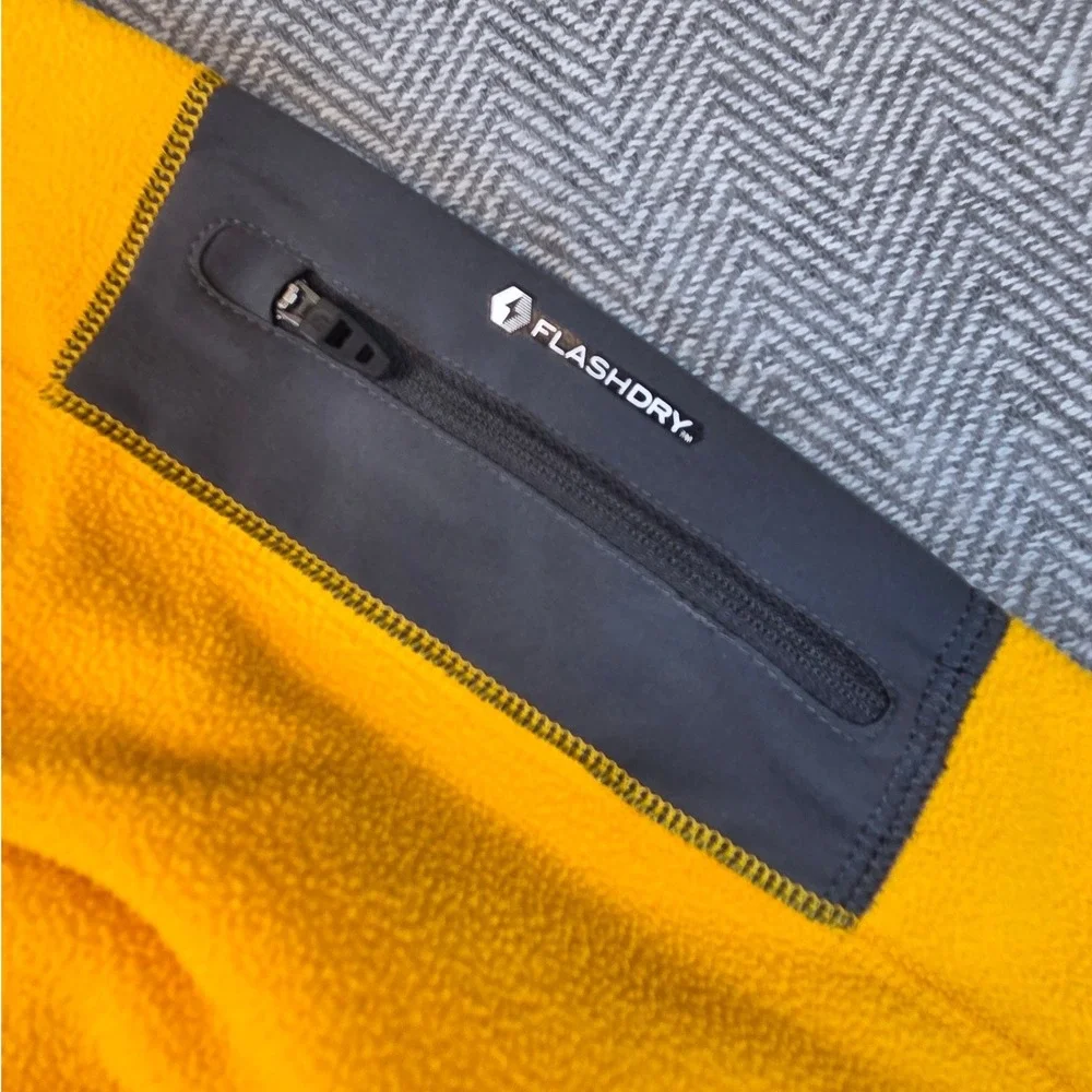 The North Face FlashDry Quarter Zip Fleece Pullover XL Yellow Mens Sleeve Pocket